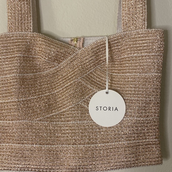 Gold Storia Top - Picture 2 of 3